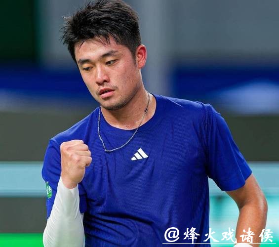 吴易昺澳网拼到抽筋告负,中国男网选手全部出局 吴易昺澳网拼到抽筋告负,中国男网选手全部出局